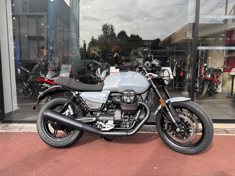 MOTO GUZZI V7 SPORT