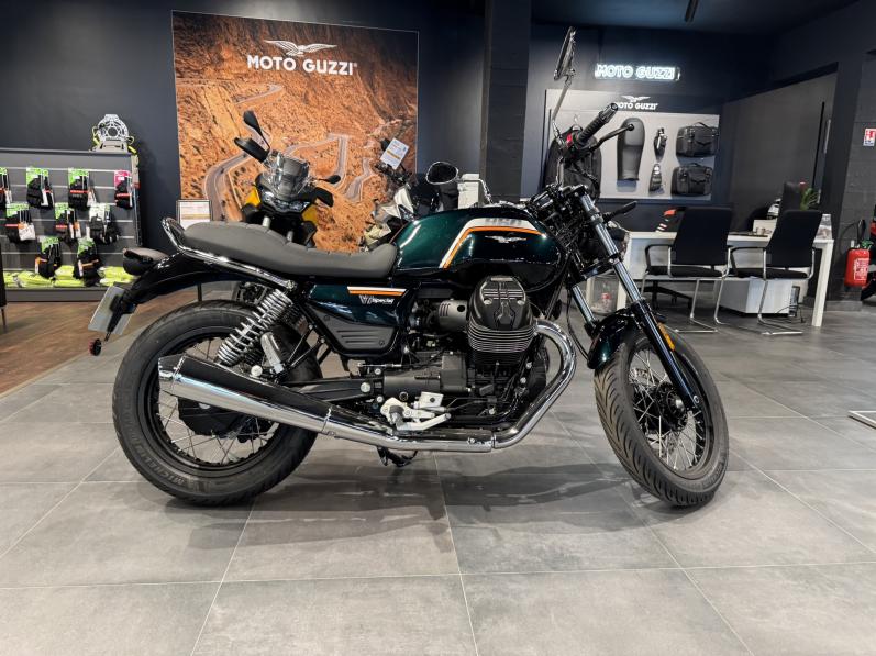 MOTO GUZZI V7 SPECIAL